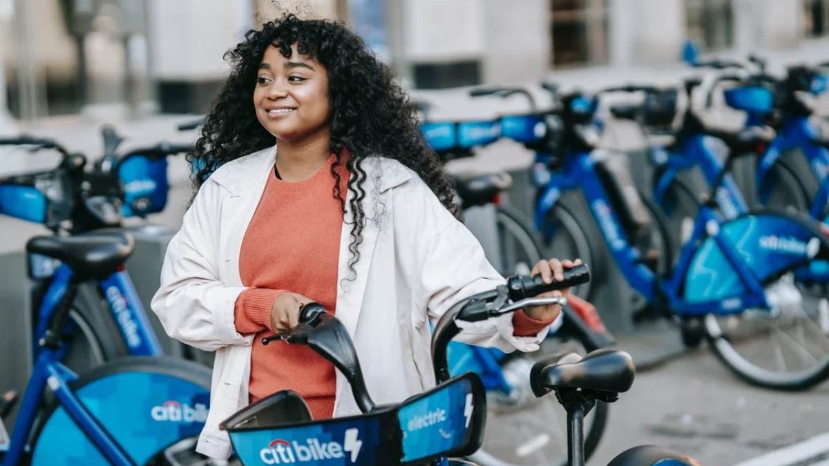 Understand Bike Share Advertising: How Does it Work?