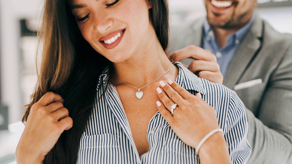 Best Jewelry Gift Ideas For The Special Someone In Your Life