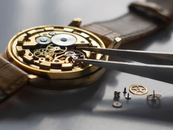 How Mechanical Watches Work A Closer Look