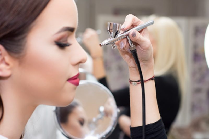 Mastering the Airbrush Makeup Machine A Comprehensive Guide for Beginners (1)