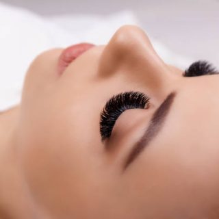 Classic, Hybrid, and Volume Lashes The Eye-Opening Differences (1)