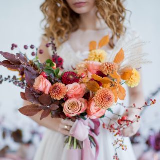 10 Ideas for Fall Wedding Guest Outfits